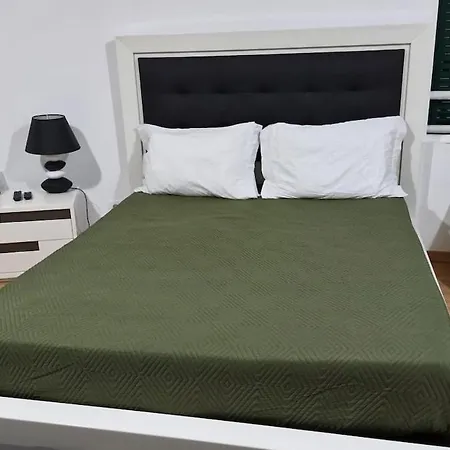 Vivenda Soalheira * Fajã de Baixo